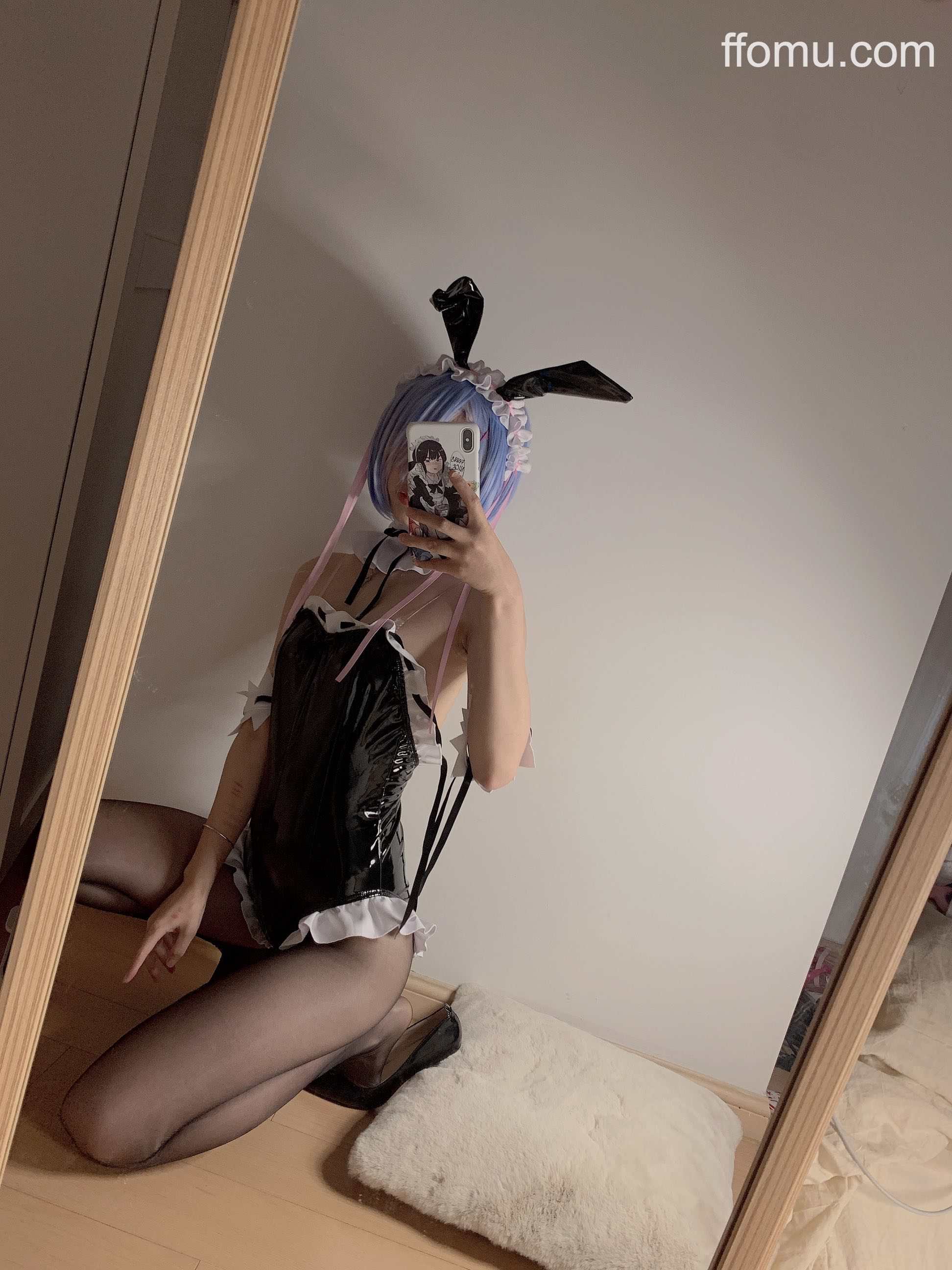 Wink是可爱的wink (winkwin44566322) cosplay Rem Bunny – Re:Zero “69 photos”