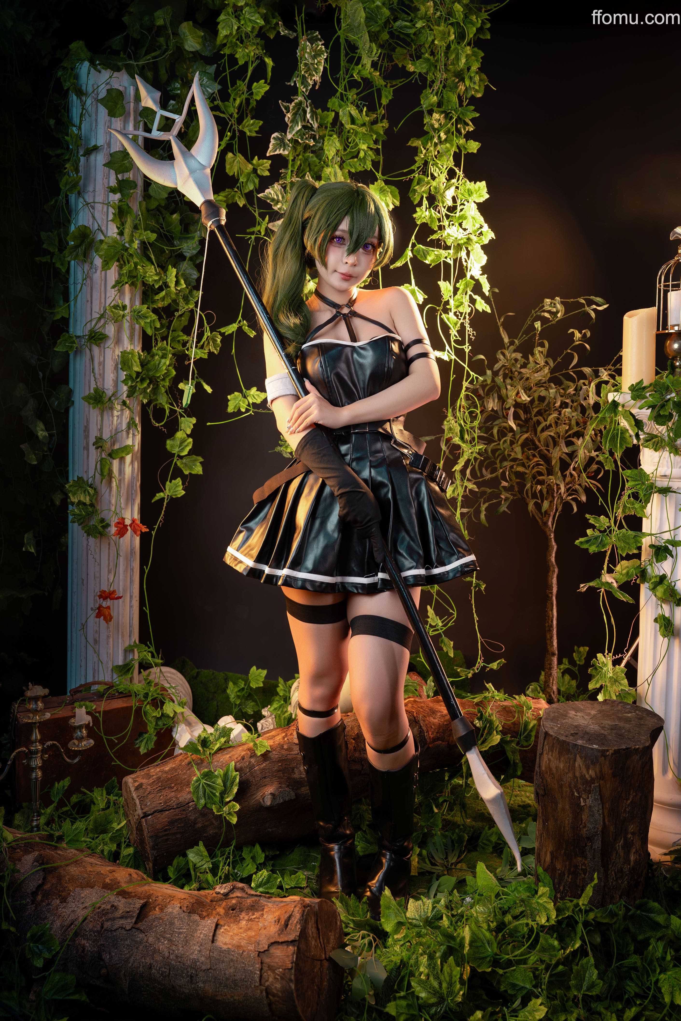 Umeko J cosplay Ubel – Sousou no Frieren