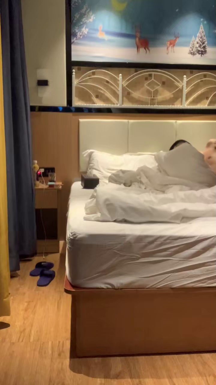 【91Mrber泰迪约炮】各种极品反差学妹,萝莉御姐,个个颜值都很高
