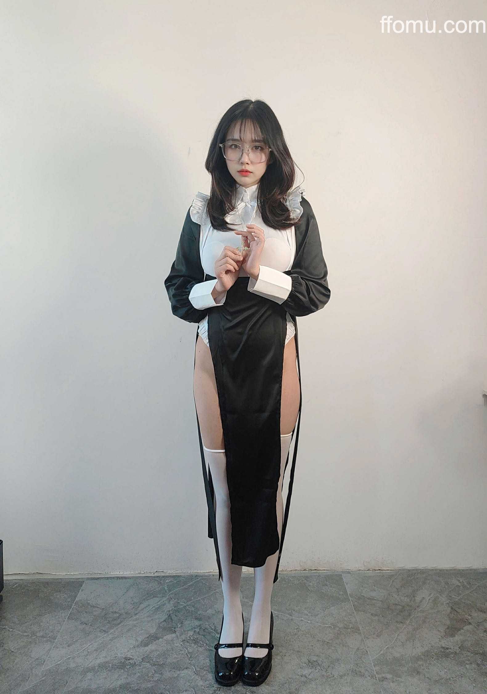 Ceason Photography – Nun
