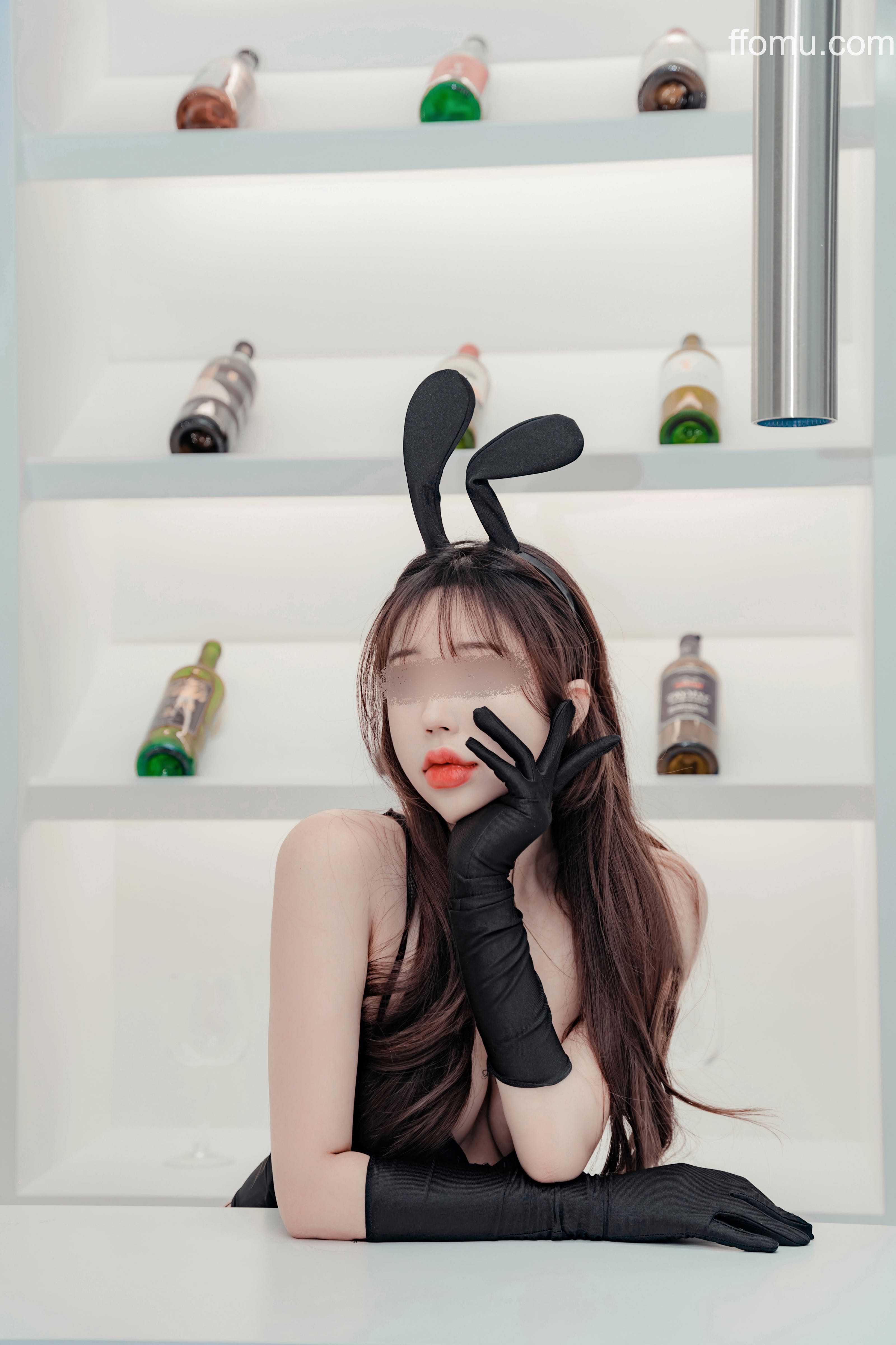 Cony (코니) – Bunny Girl