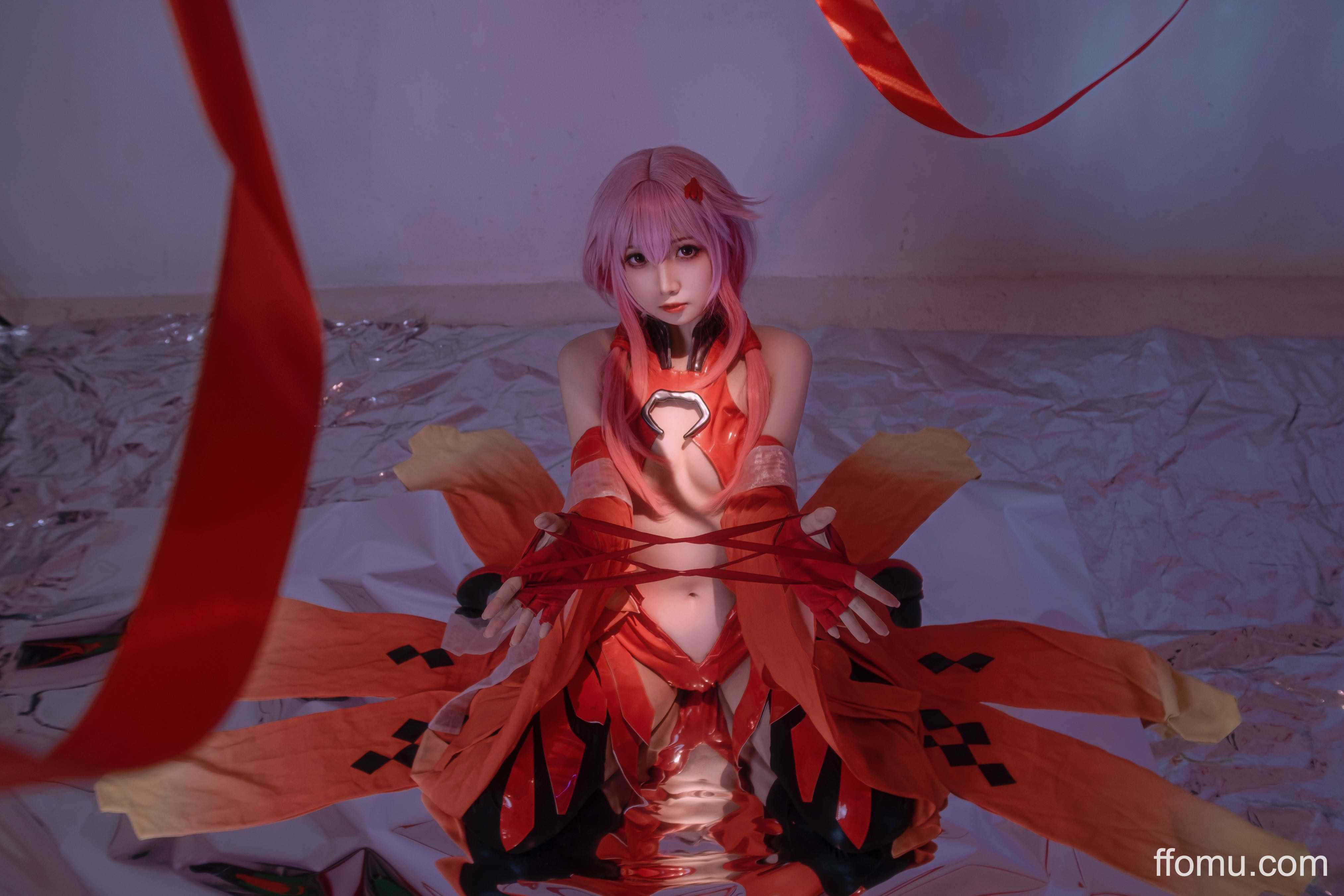 小和甜酒 (xiaohetianjiu) cosplay Inori Yuzuriha – Guilty Crown “58 photos and 1 video”