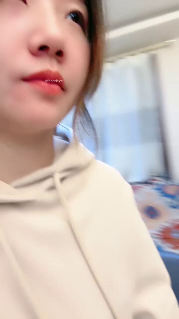 【#起司微甜】超甜御姐~! 裸舞诱惑~跳蛋狂震~道具抽插喷水
❤️ ❤️