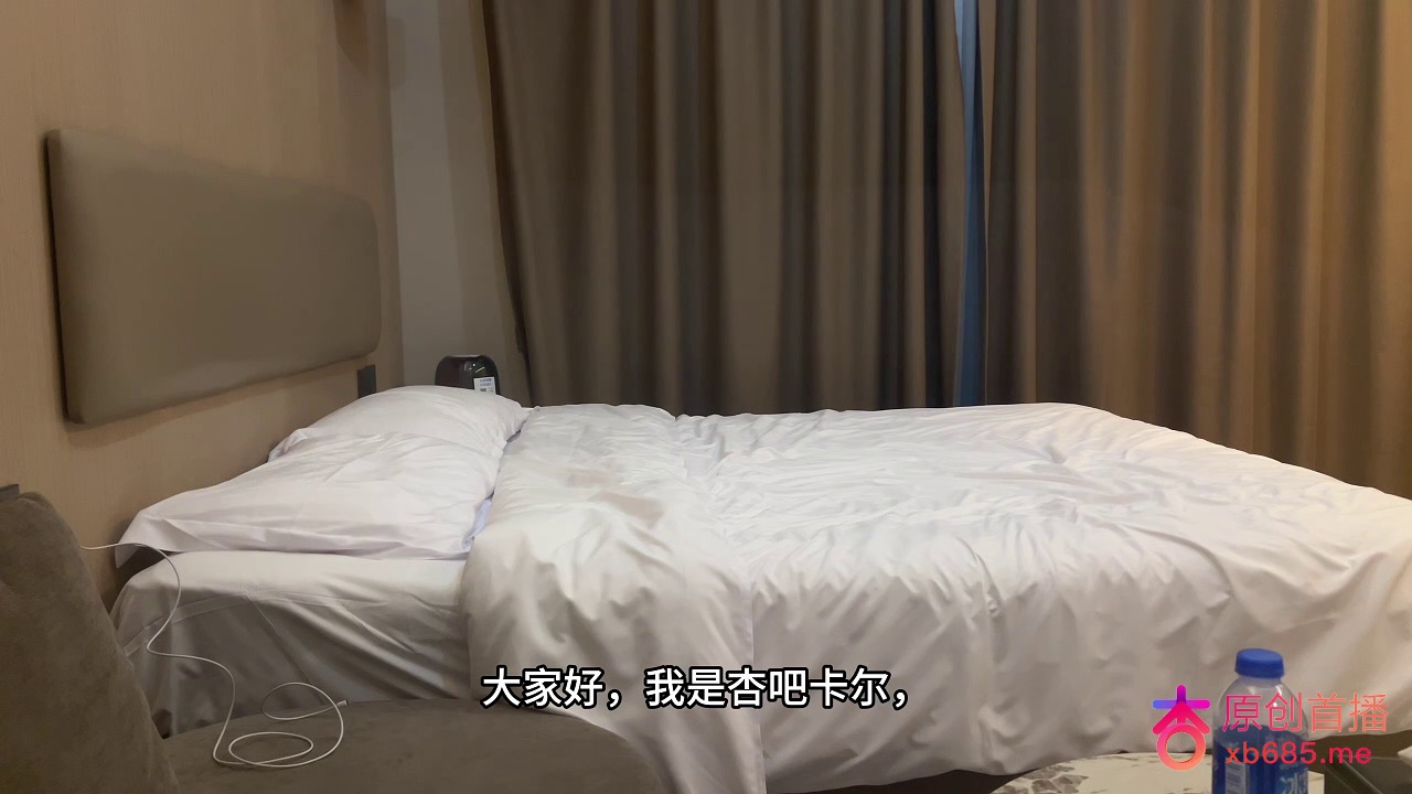 今天约了一个妹子,因为iphone出新手机了,出来勤工换新手机,妹子爱爱各种姿势都很配合