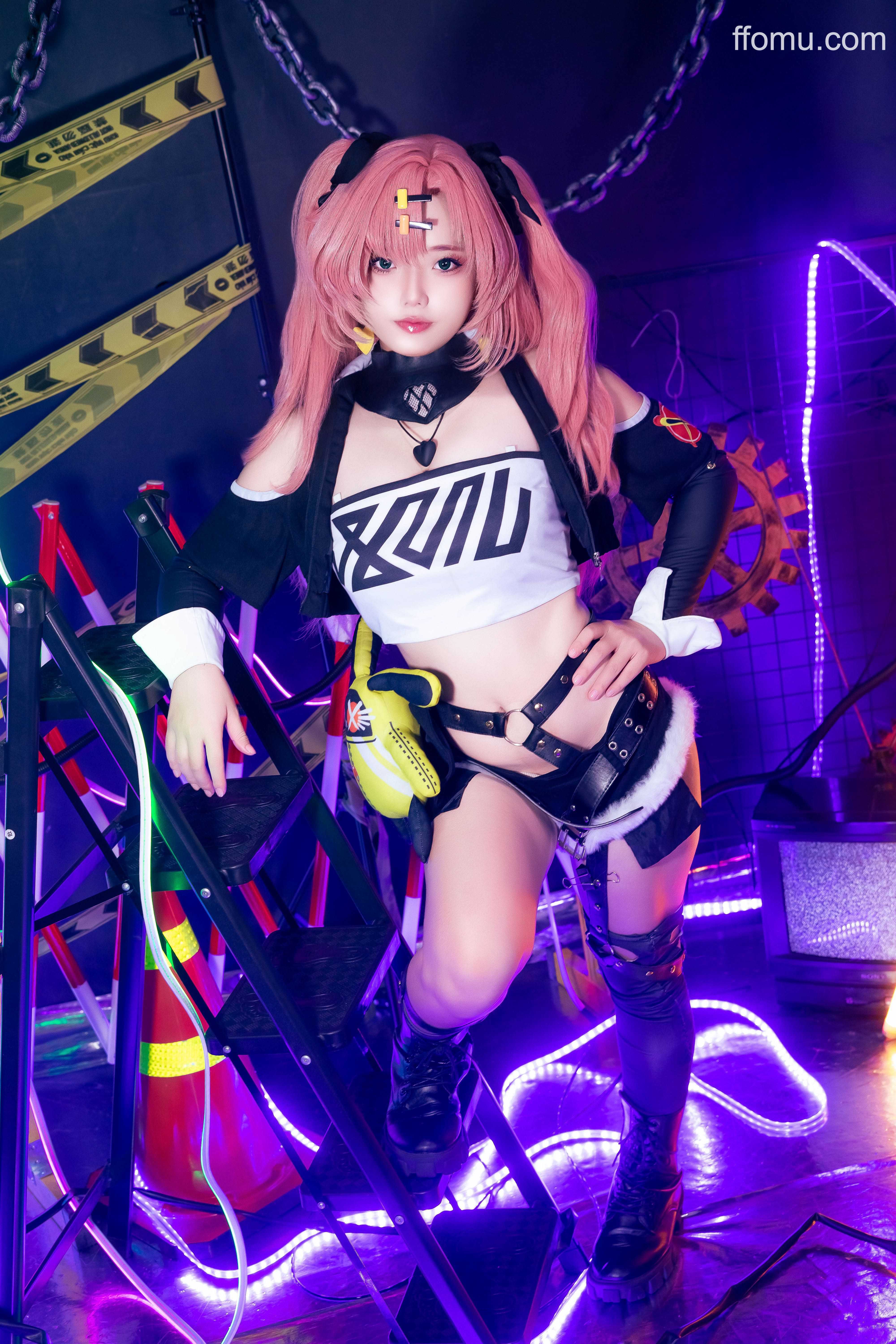 Messie Huang cosplay Nicole Demara – Zenless Zone Zero