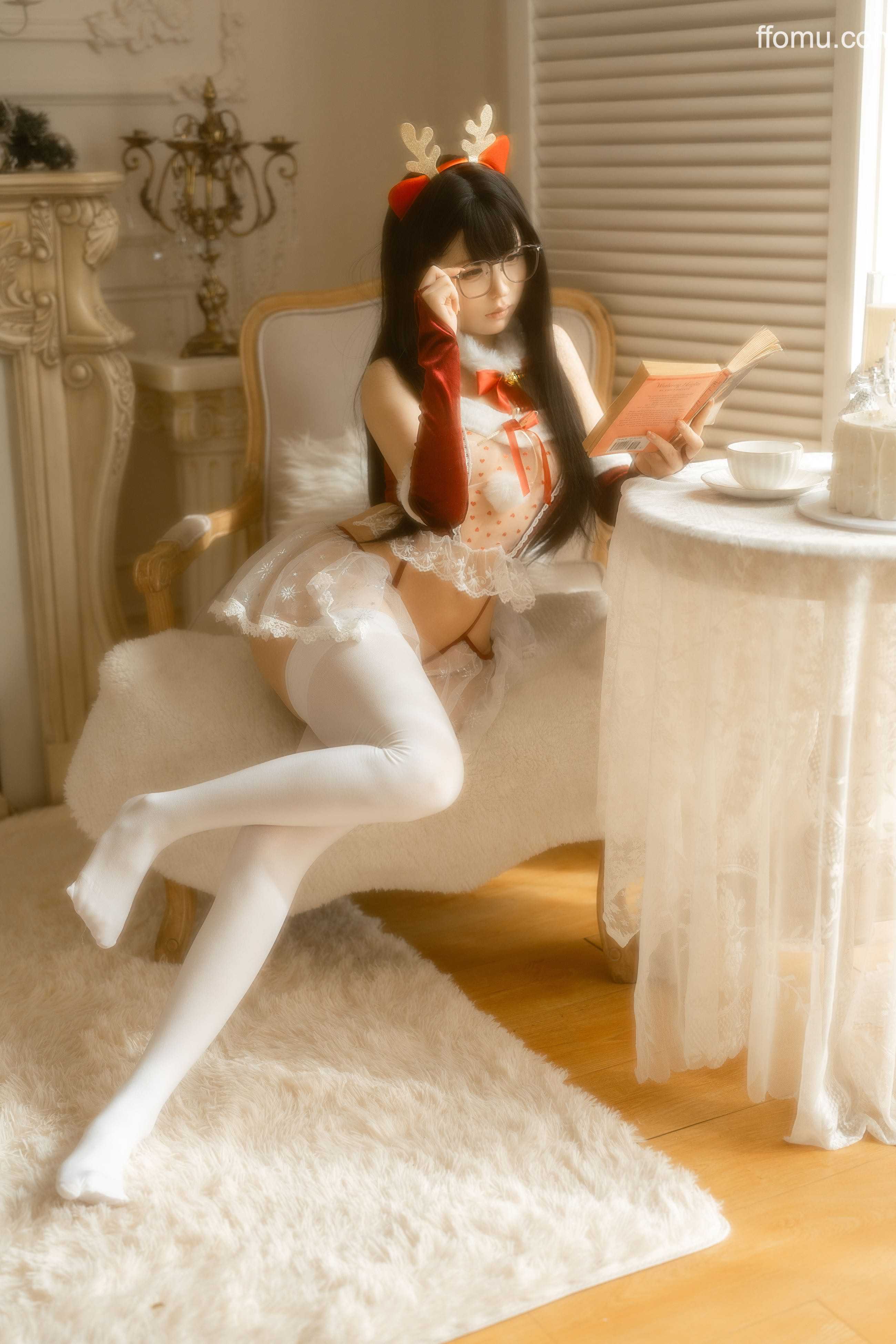 幼水铃衣 (You Shui Ling Yi) – Christmas