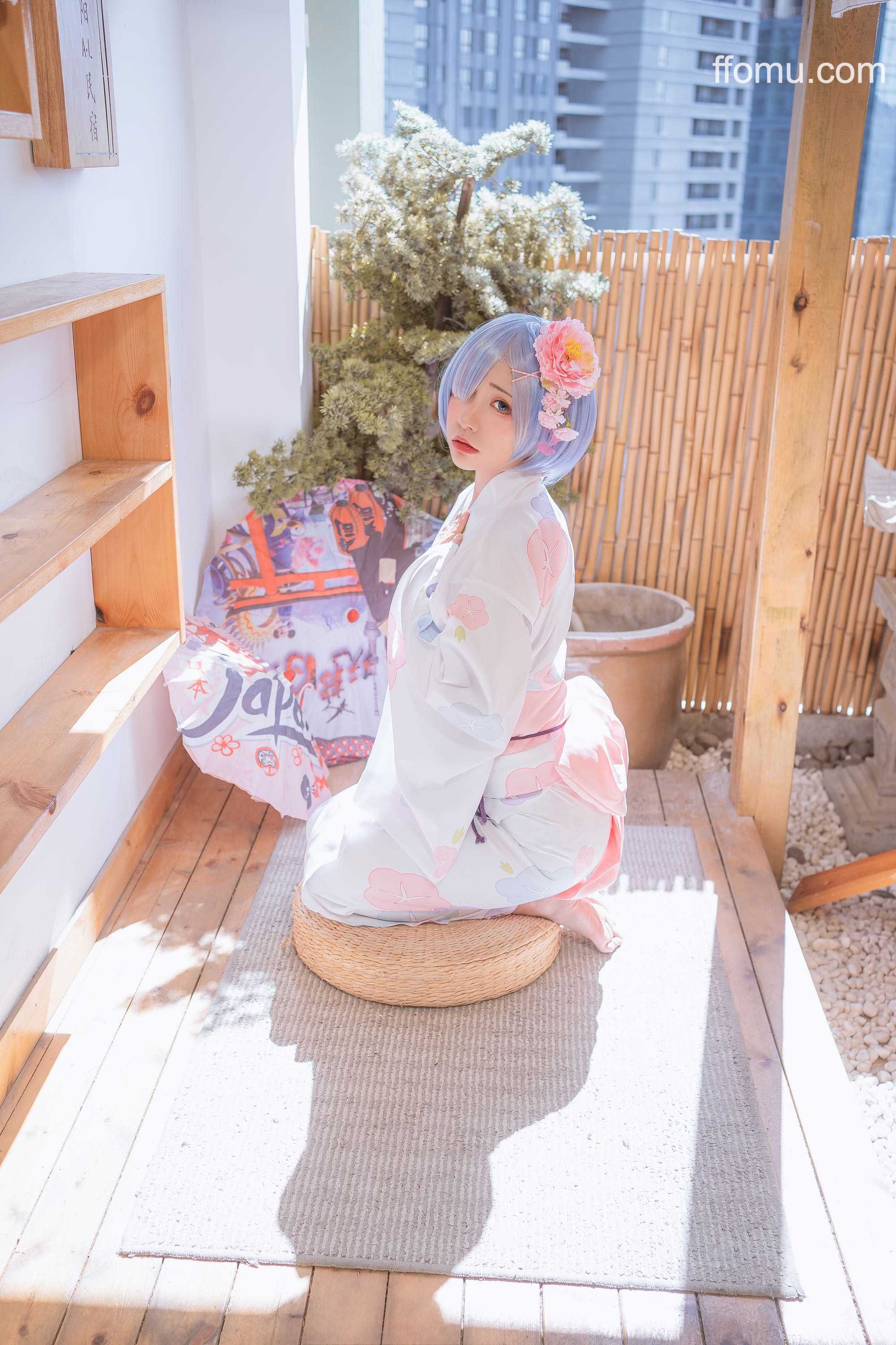 Nekokoyoshi (爆机少女喵小吉) and 金鱼kinngyo cosplay Rem and Ram – Re:Zero