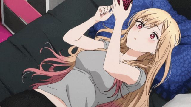 Kitagawa Marin Phone Cheating
