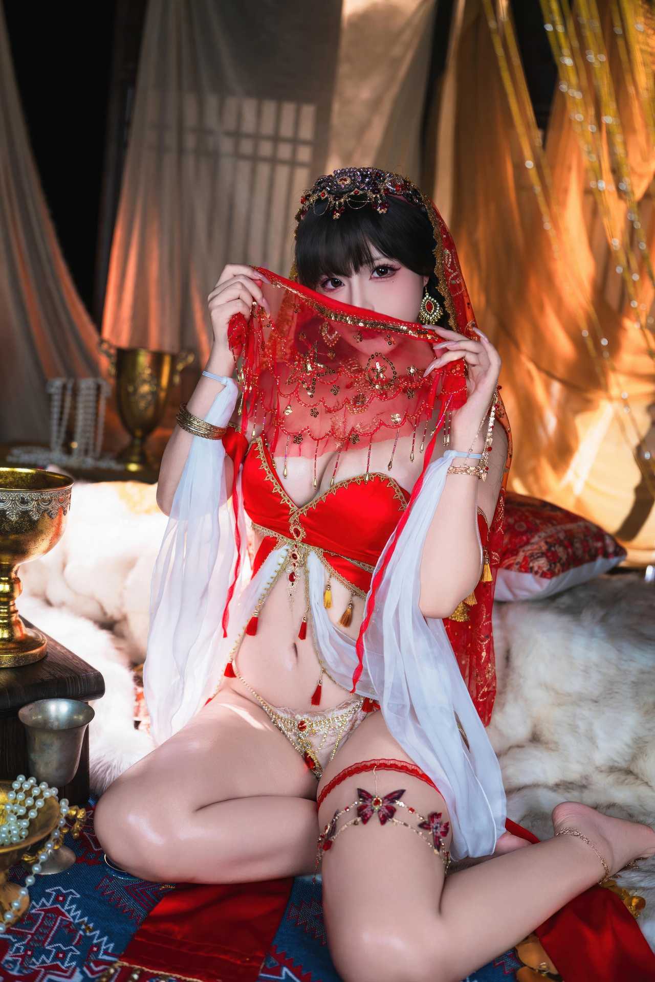 Yuuhui玉汇 (Kokuhui) – Loulan Fantasy Dream “126 photos and 3 videos”