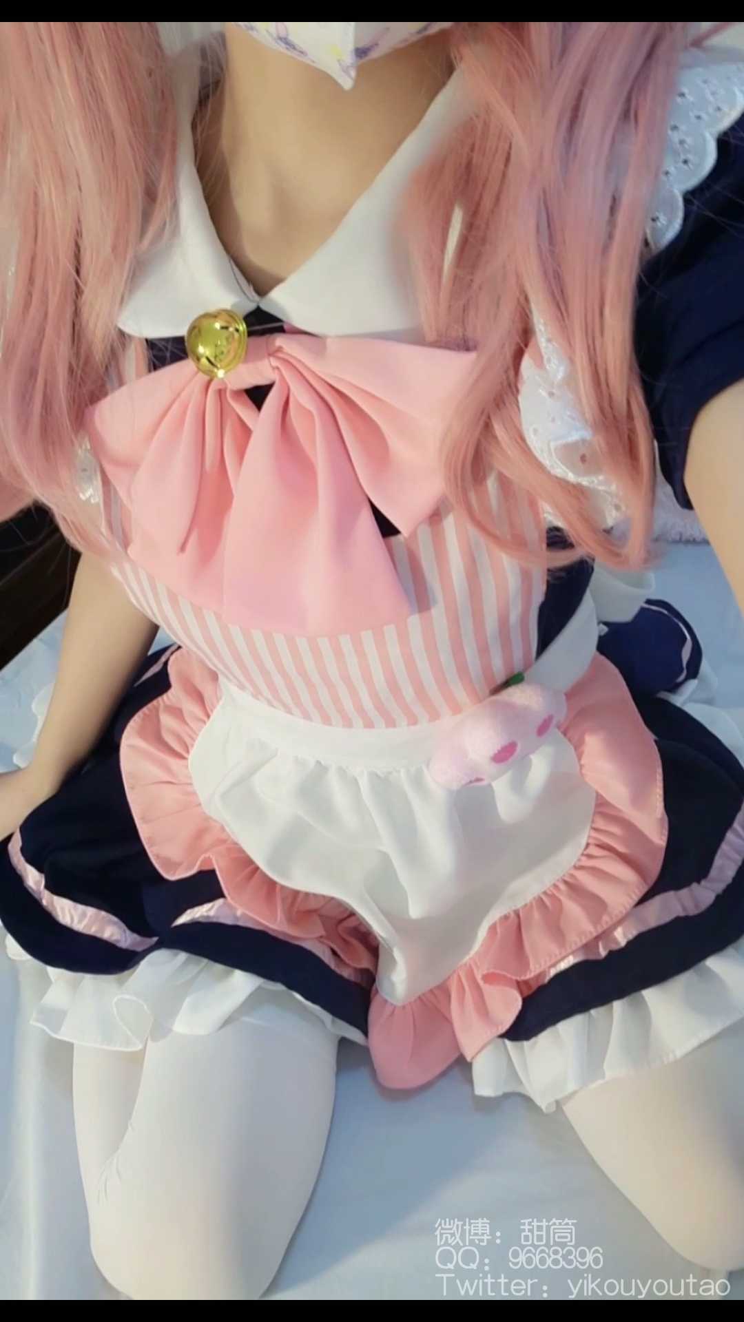 萌白酱 (yikouyoutao) – Lady “28 photos and 1 video”
