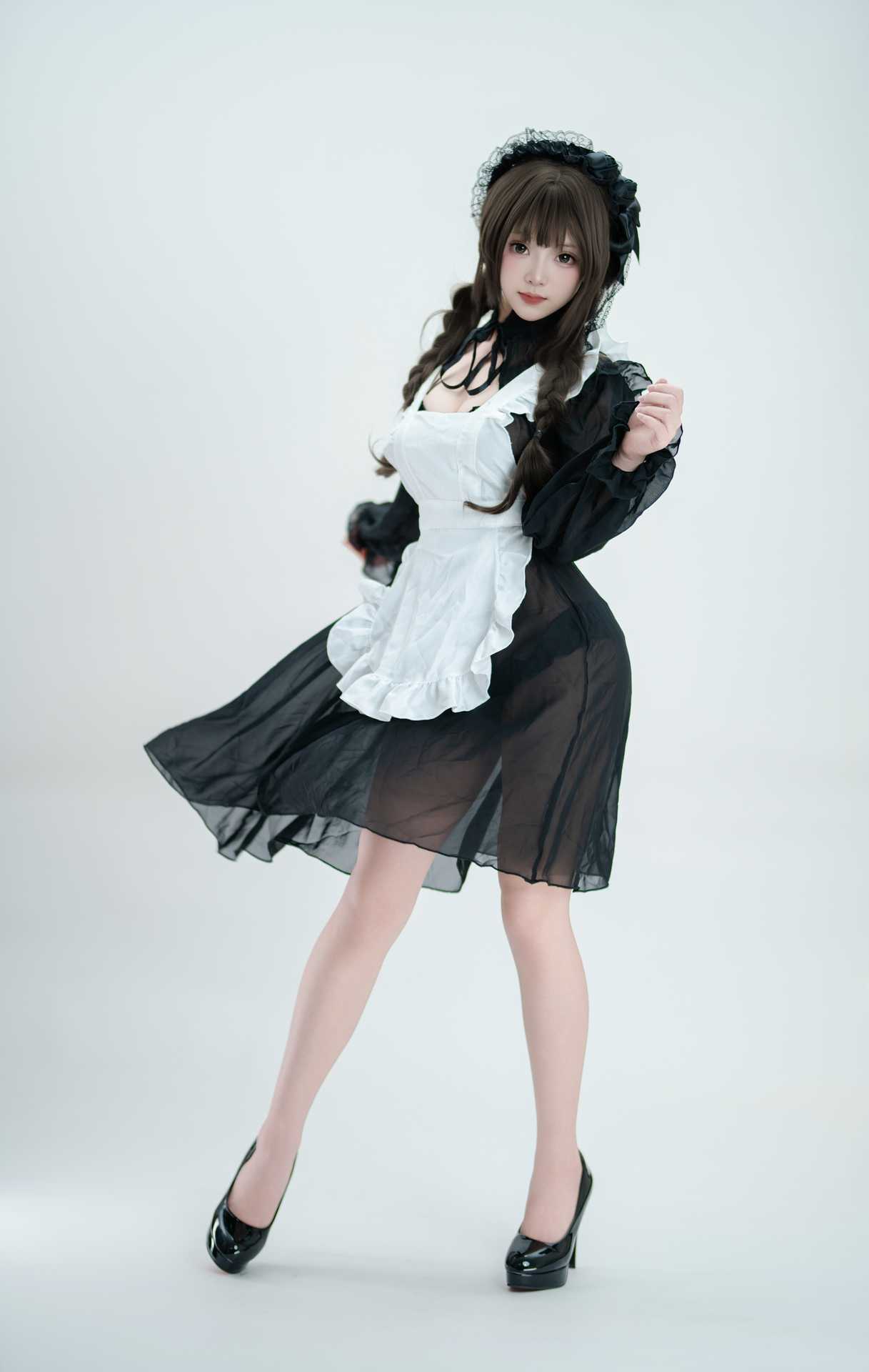 Bangni邦尼 – Battle Maid “68 photos and 6 videos”