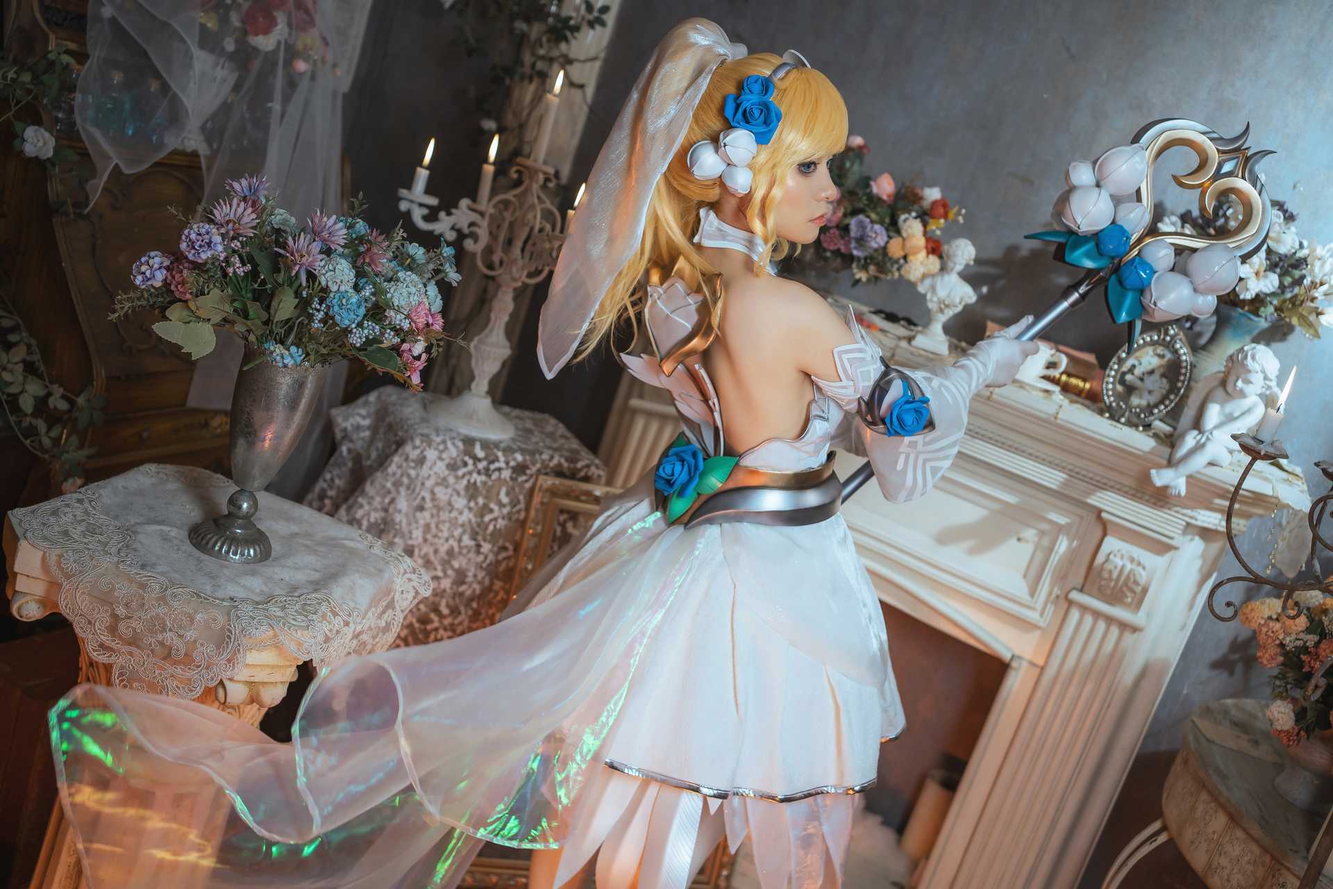 Nekokoyoshi (爆机少女喵小吉) cosplay Lux – League of Legends “44 photos and 1 video”