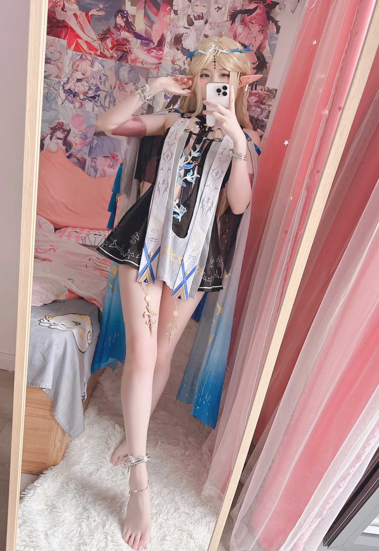 Xidaidai (喜呆呆) cosplay Cartethyia – Wuthering Waves “17 photos and 1 video”