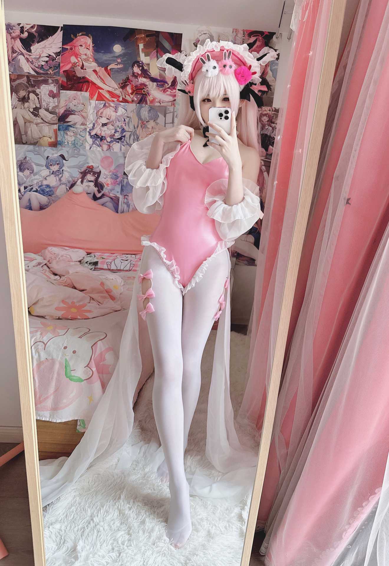 Xidaidai (喜呆呆) cosplay Halford – Azur Lane “20 photos and 5 gifs”