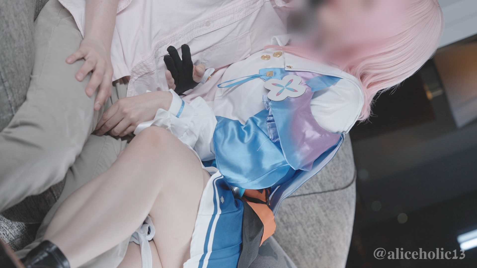 Unknown Cosplayer cosplay March 7th – Honkai:Star Rail “21 photos and 1 video”