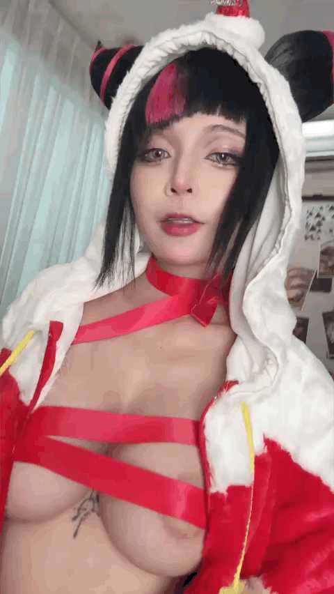 Umeko J cosplay Juri Han Xmas – Street Fighter “97 photos,10 gifs and 7 videos”