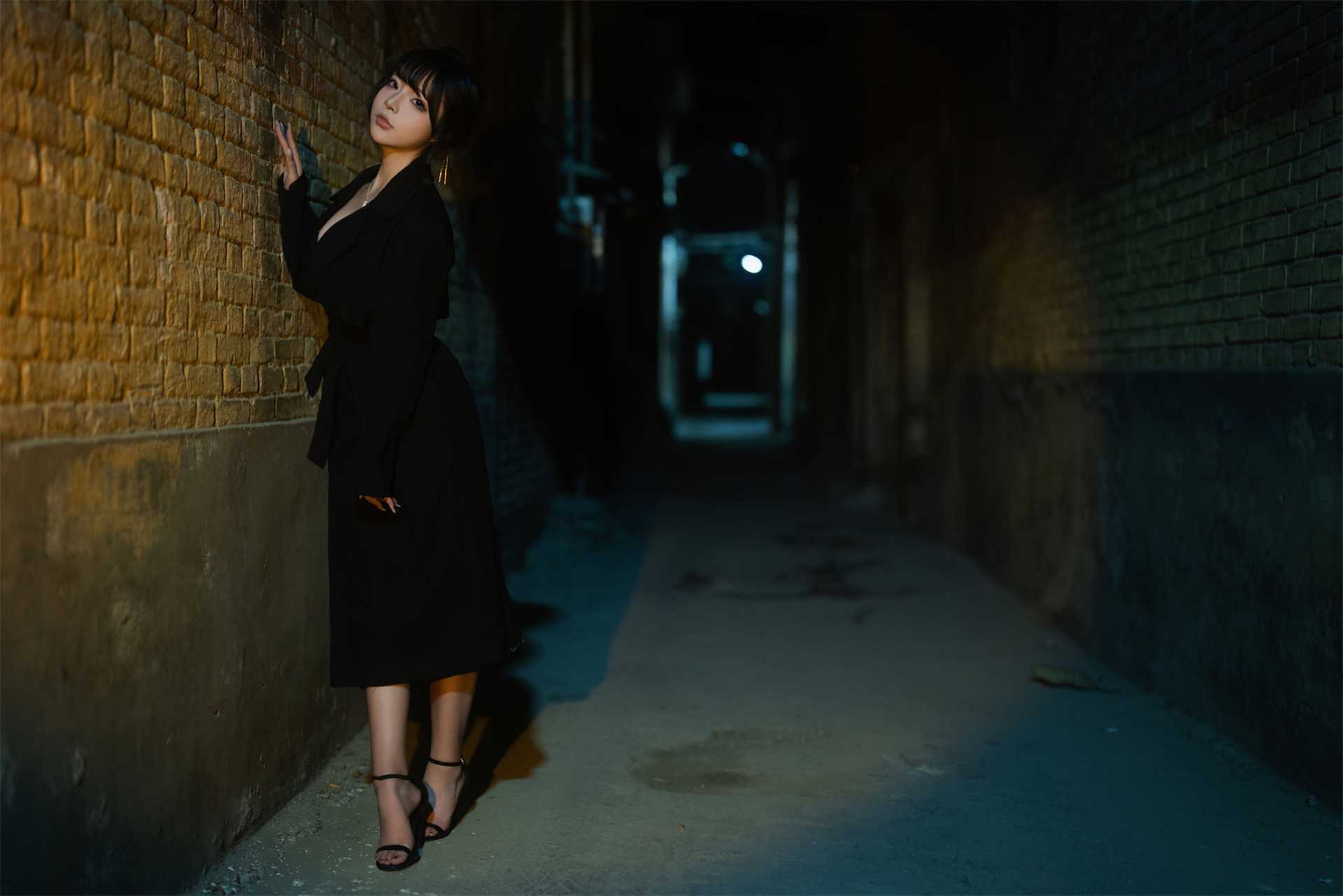 Yuuhui玉汇 (Kokuhui) – Dark Alley “129 photos”
