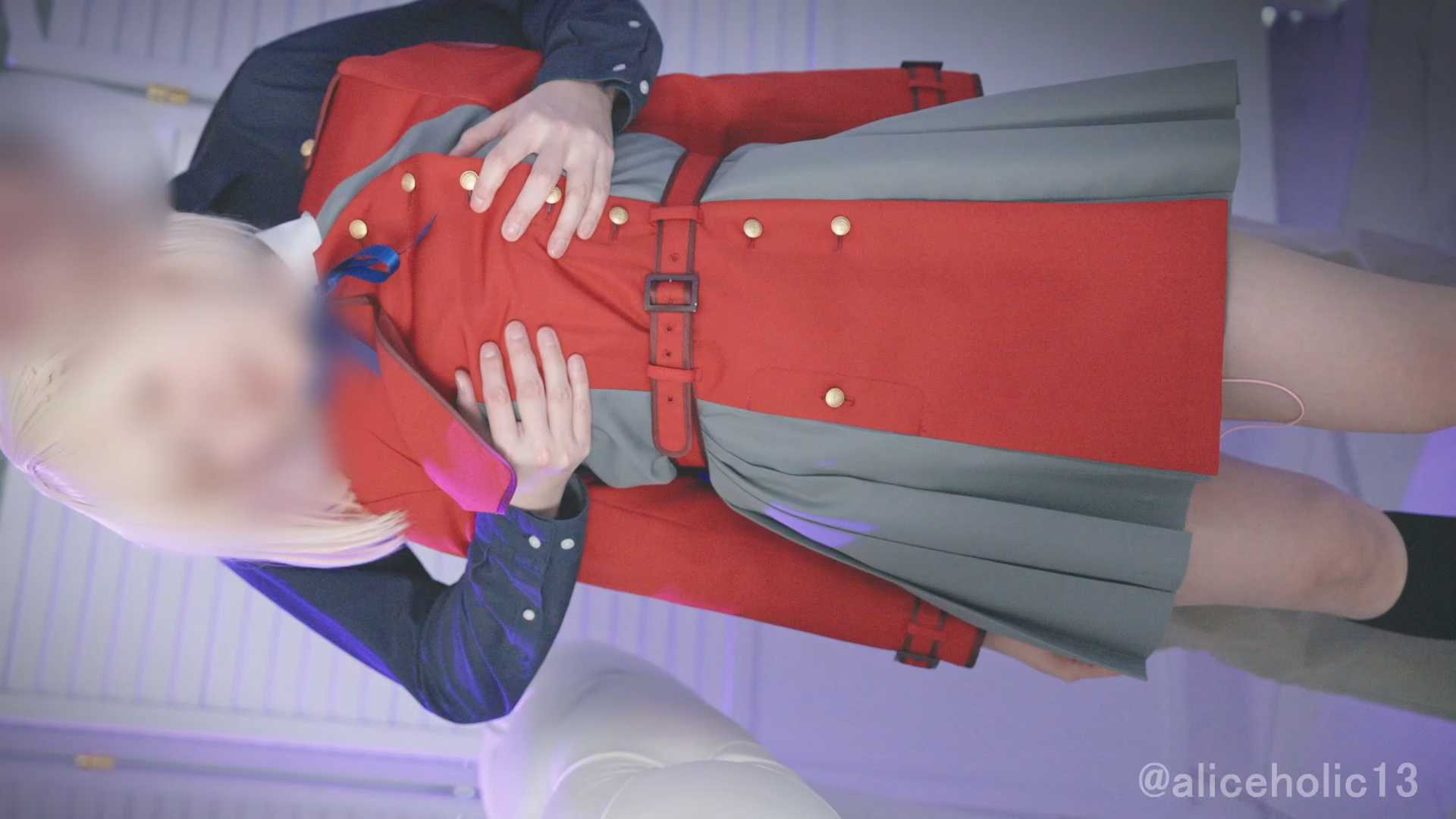 Unknown Cosplayer cosplay Chisato – Lycoris Recoil “34 photos and 1 video”
