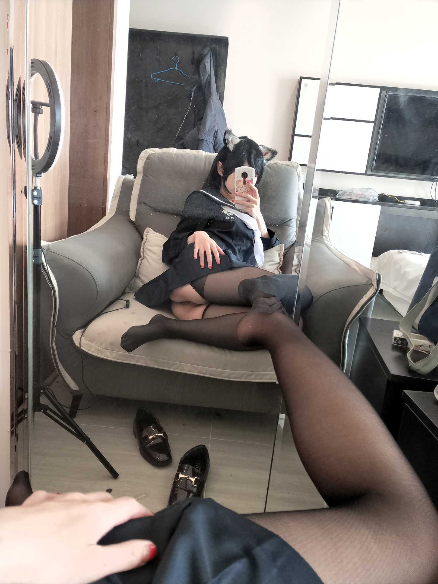 钛合金TiTi – Dog Girl “79 photos and 9 videos”