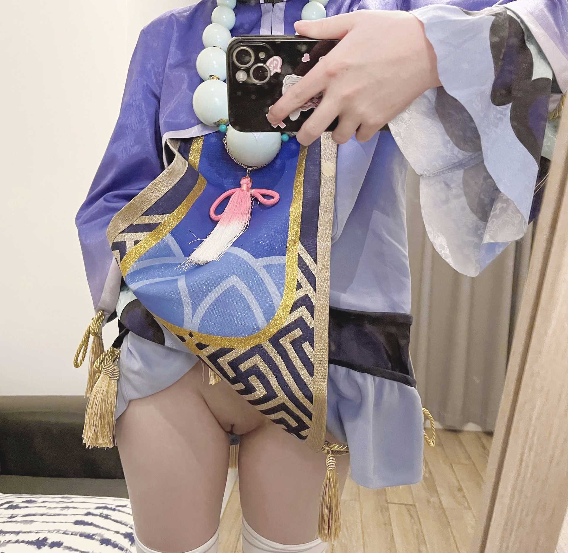 猫屋少女 (Maowu Shaonu) cosplay QiQi – Genshin Impact “61photos and 1 video”