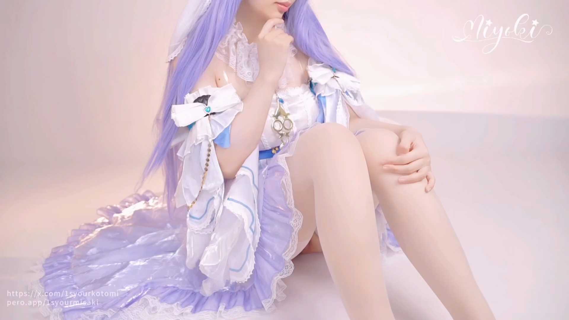 铃木美咲 (Misaki Suzuki) cosplay Loving Bride Da Qiao – Honor of Kings “29 photos and 1 video”