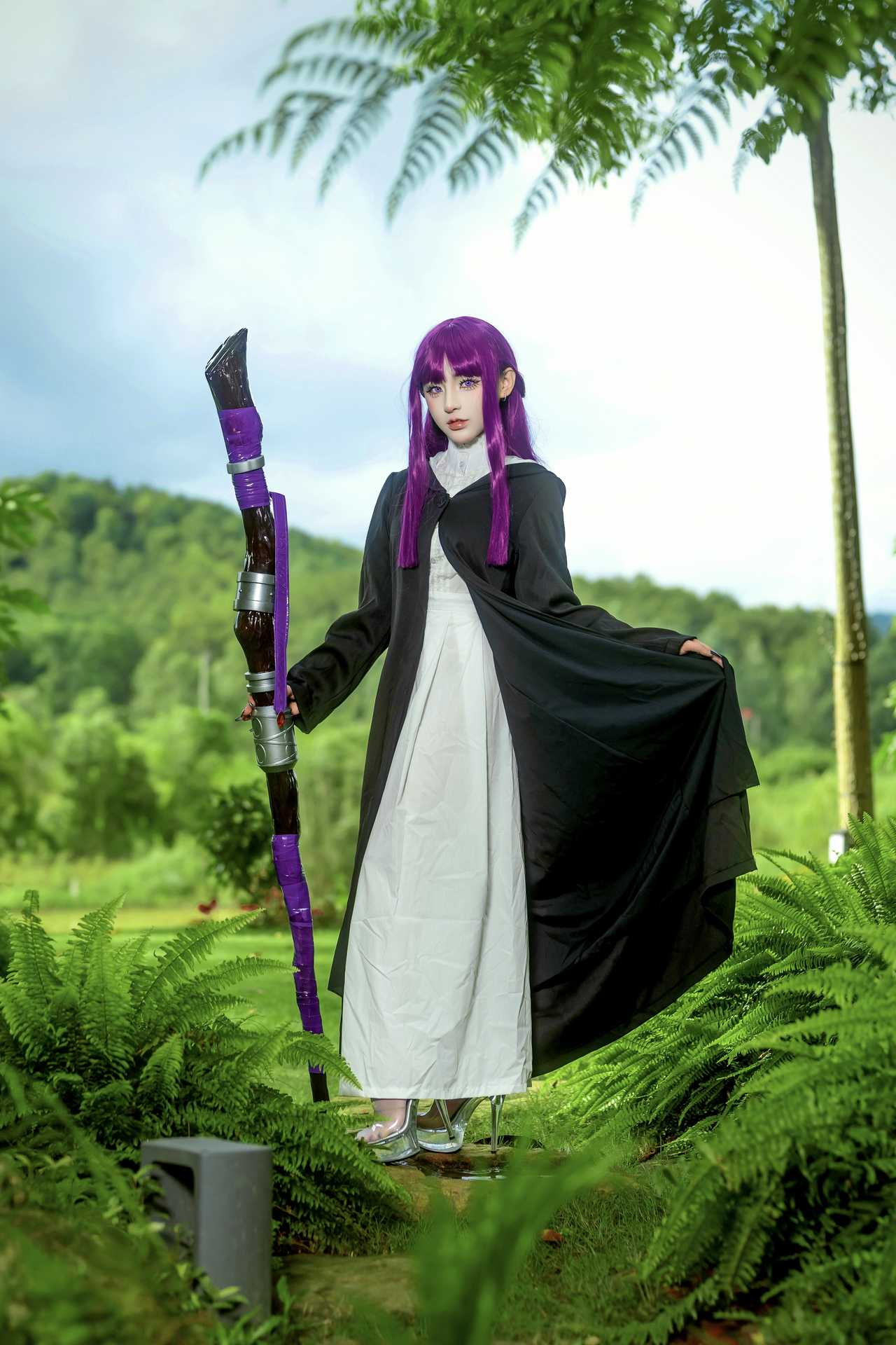 Meiilyn (yuumeilyn) cosplay Fern – Sousou no Frieren “43 photos and 2 videos”