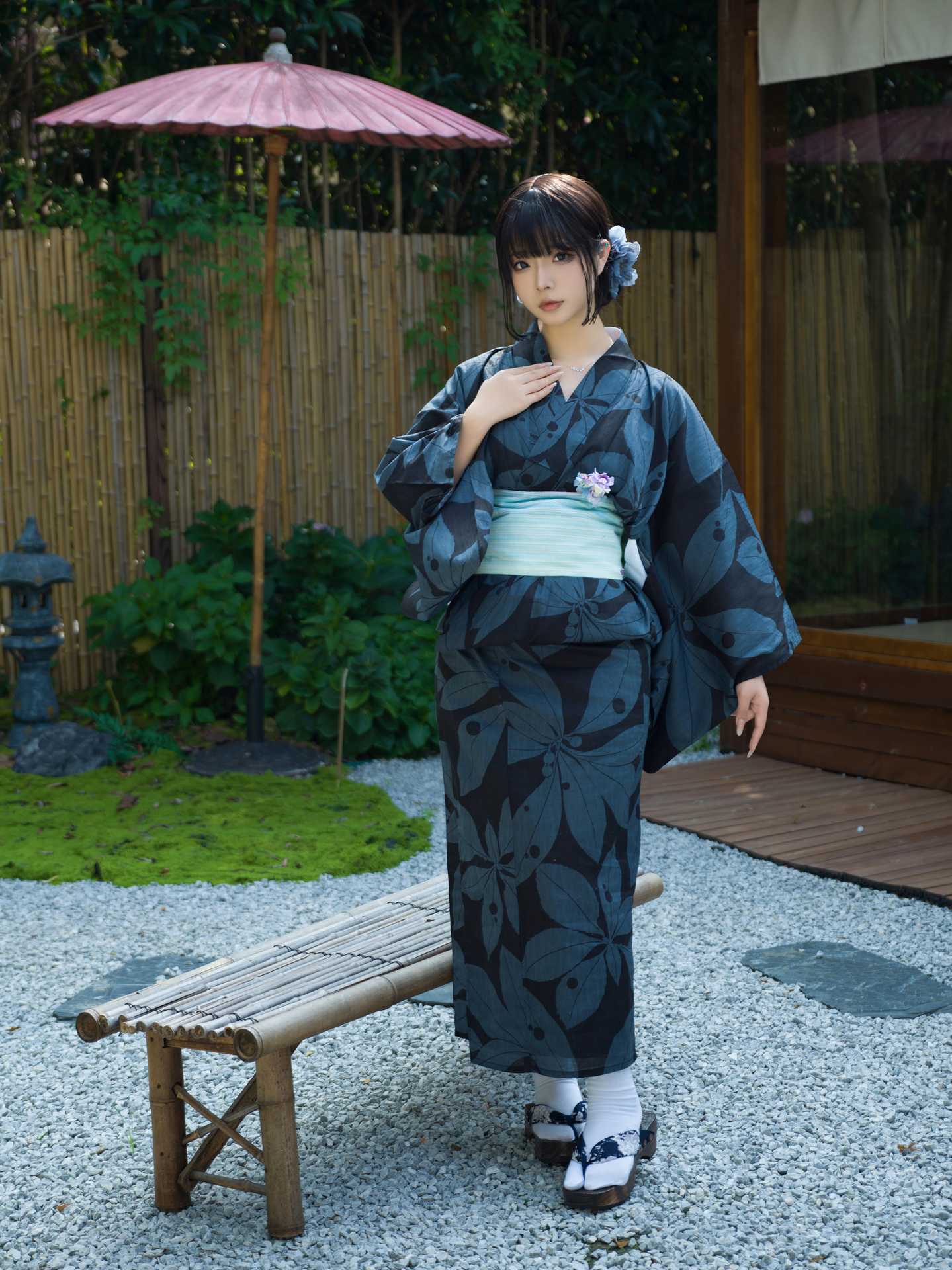 Yuuhui玉汇 (Kokuhui) – Kimono “117 photos and 3 videos”