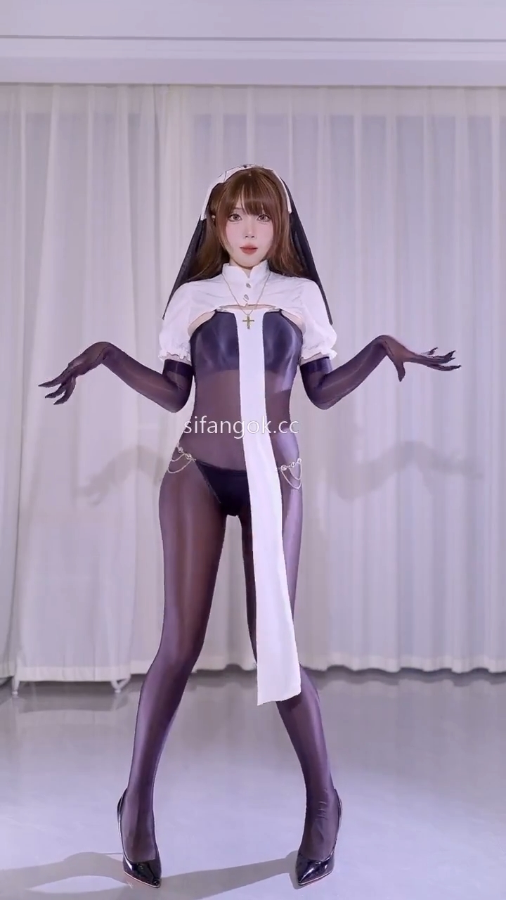 BZ雾奈呦 B站顶流网红大主播大尺度内衣 [15V0.4G][百度云]